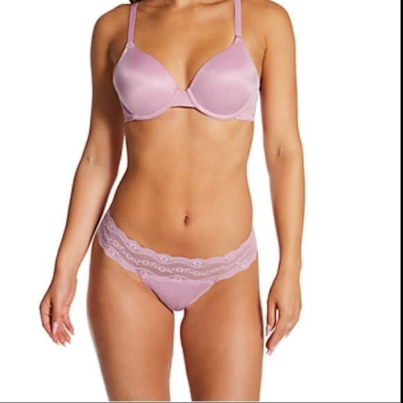 Btemptd by Wacoal white Lace adorable thong - Picture 2 of 3